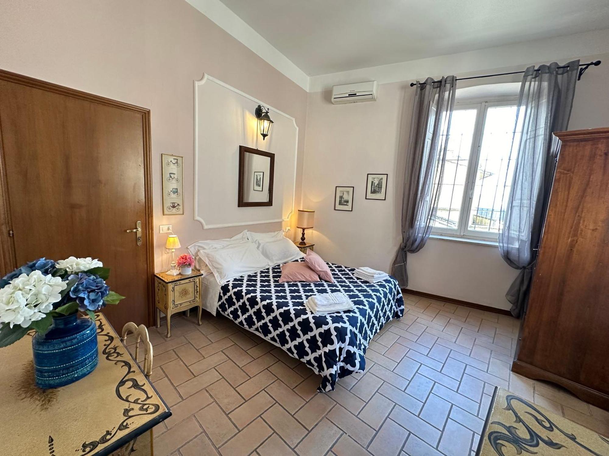 Portica Apartamento Asís